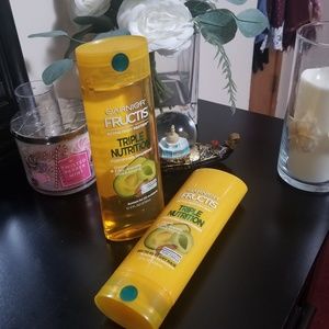 Garnier Fruits Triple Nutrition